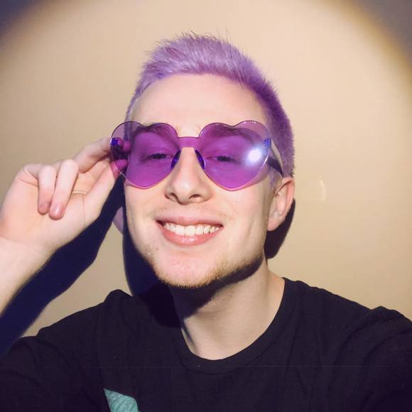 Meet your Posher, Kevin - Picture 1 of 1